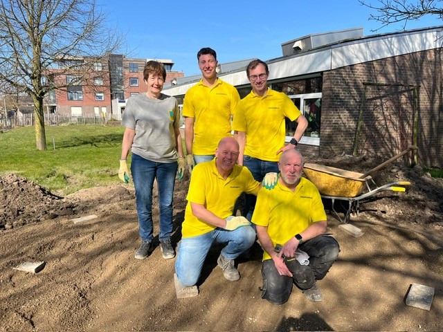 Barenbrug Holland helps the Clara Fabriciusschool - The Netherlands