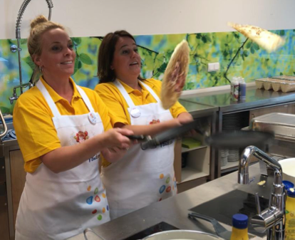 Baking pancakes for Villa Pardoes - Holland